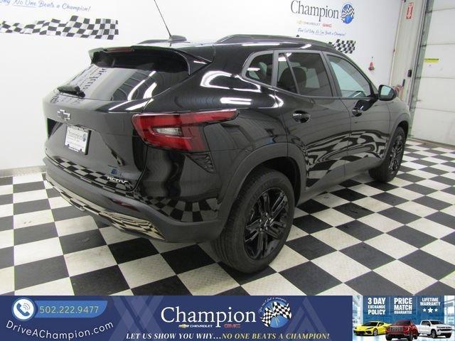 used 2025 Chevrolet Trax car, priced at $24,528