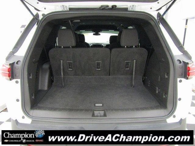 used 2022 Chevrolet Traverse car, priced at $17,784