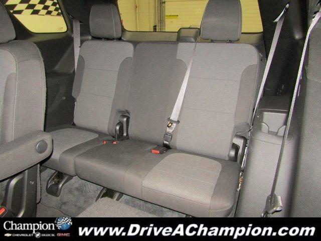 used 2022 Chevrolet Traverse car, priced at $17,672