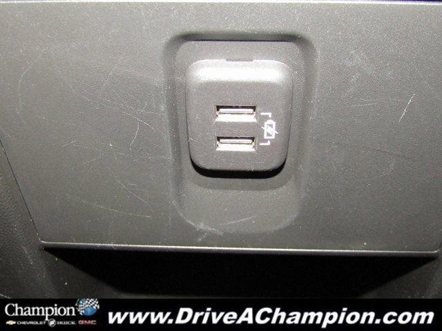 used 2022 Chevrolet Traverse car, priced at $17,672