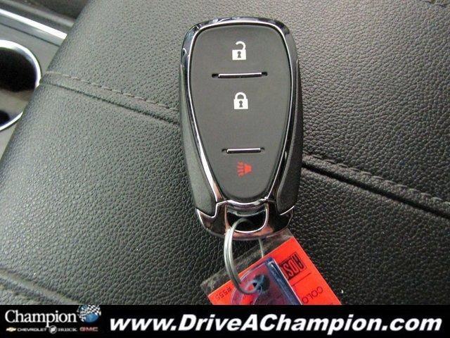 used 2022 Chevrolet Traverse car, priced at $17,672