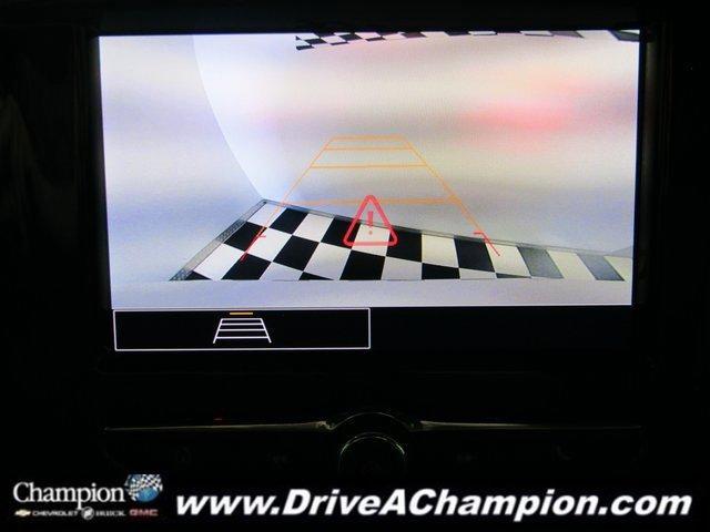 used 2022 Chevrolet Traverse car, priced at $17,784