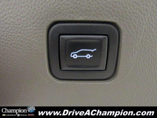 used 2020 Chevrolet Traverse car, priced at $19,543