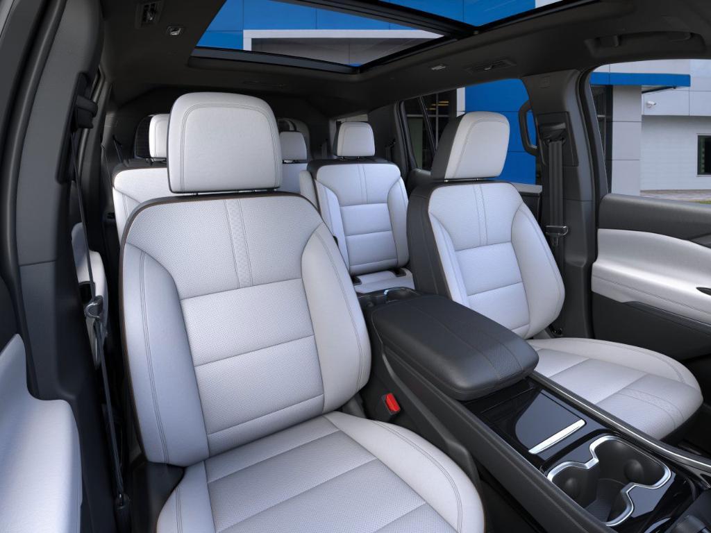 new 2026 Chevrolet Traverse car, priced at $55,420