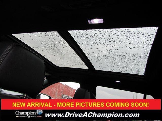 used 2022 GMC Yukon car, priced at $47,528