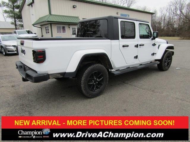 used 2022 Jeep Gladiator car, priced at $28,901