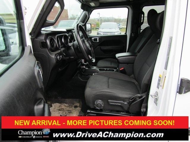 used 2022 Jeep Gladiator car, priced at $28,901