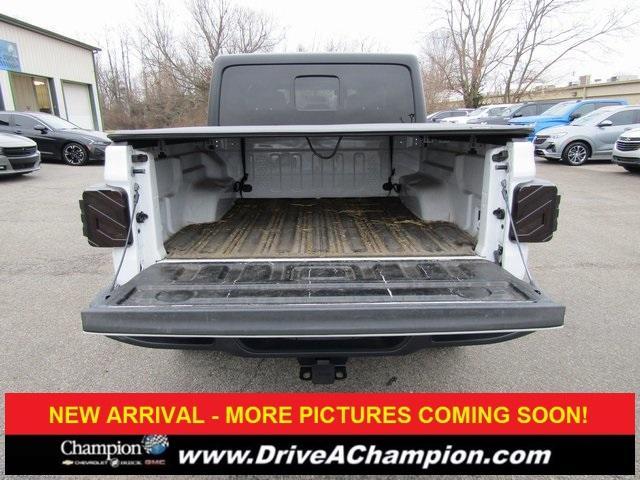 used 2022 Jeep Gladiator car, priced at $28,901