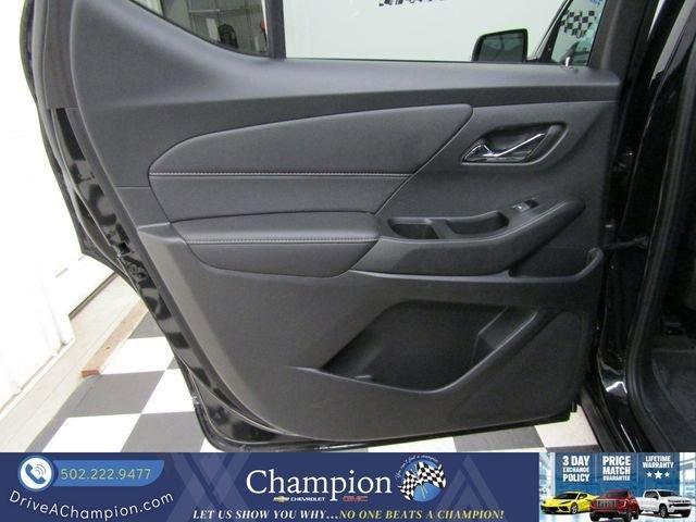 used 2023 Chevrolet Traverse car, priced at $36,913