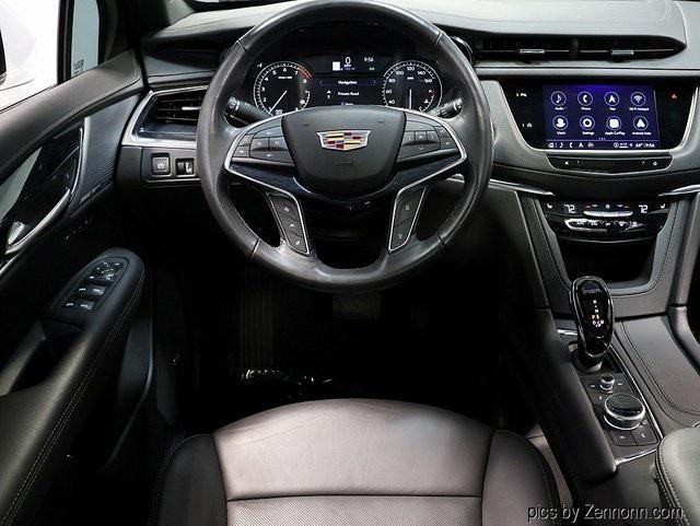 used 2023 Cadillac XT5 car, priced at $33,298