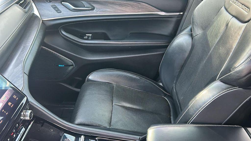 used 2021 Jeep Grand Cherokee L car, priced at $27,799