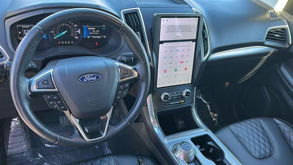used 2024 Ford Edge car, priced at $22,999