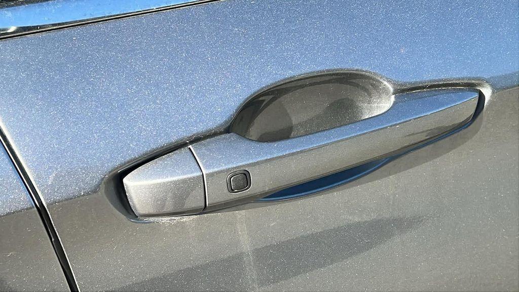 used 2024 Mitsubishi Outlander car, priced at $21,899