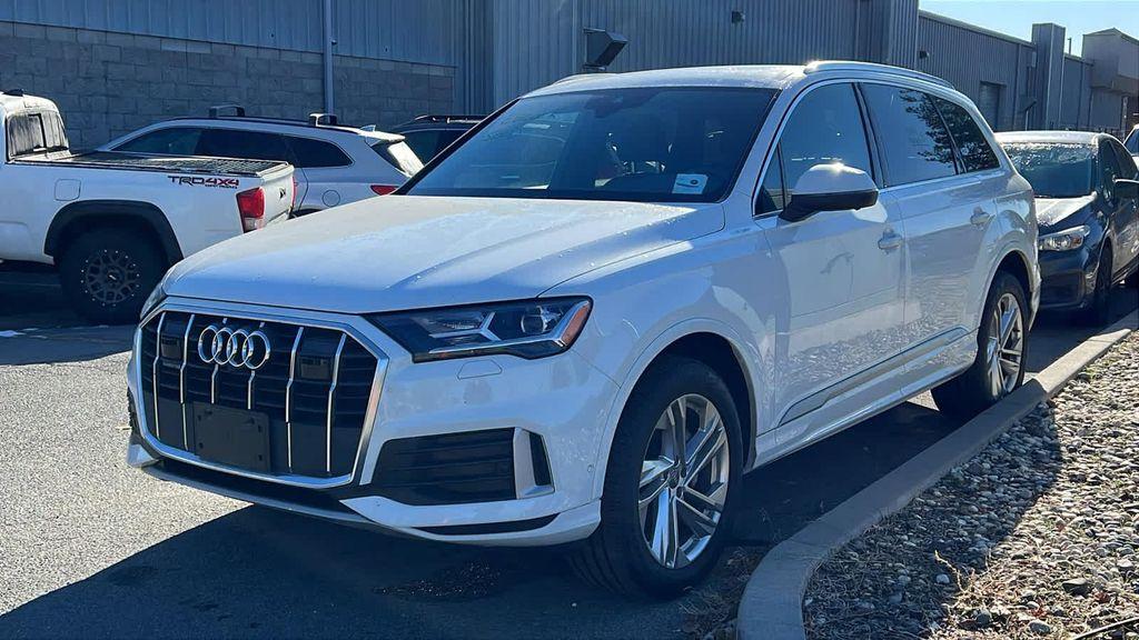 used 2020 Audi Q7 car, priced at $27,999