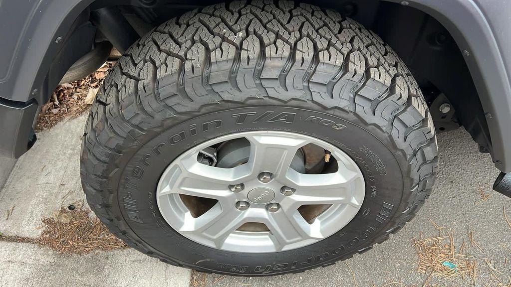 used 2019 Jeep Wrangler Unlimited car, priced at $23,999