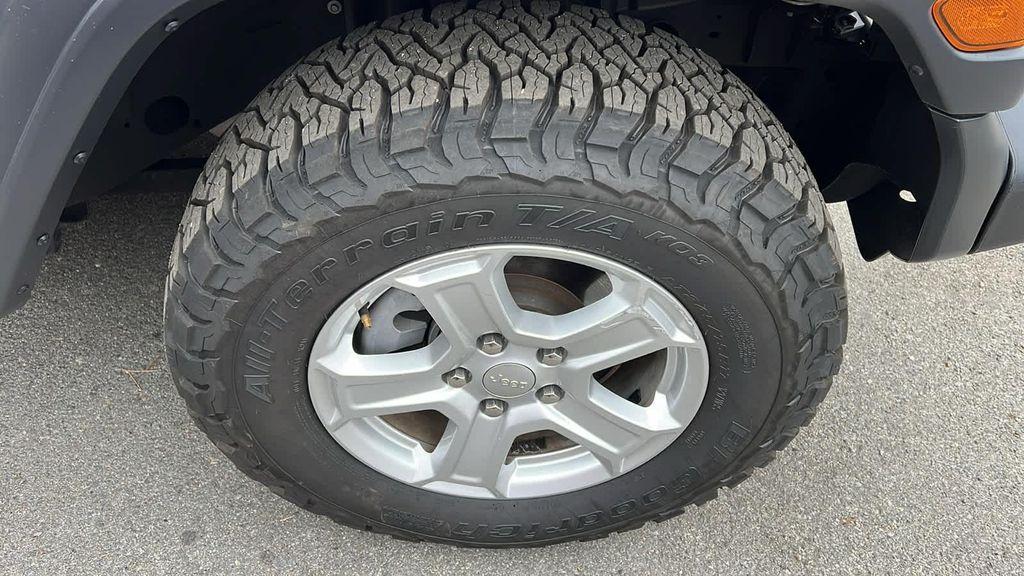 used 2019 Jeep Wrangler Unlimited car, priced at $23,999