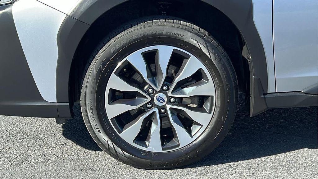 used 2024 Subaru Outback car, priced at $25,999