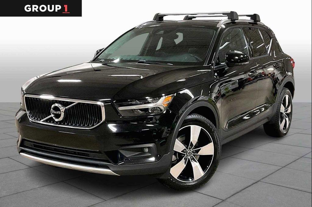 used 2021 Volvo XC40 car, priced at $22,487