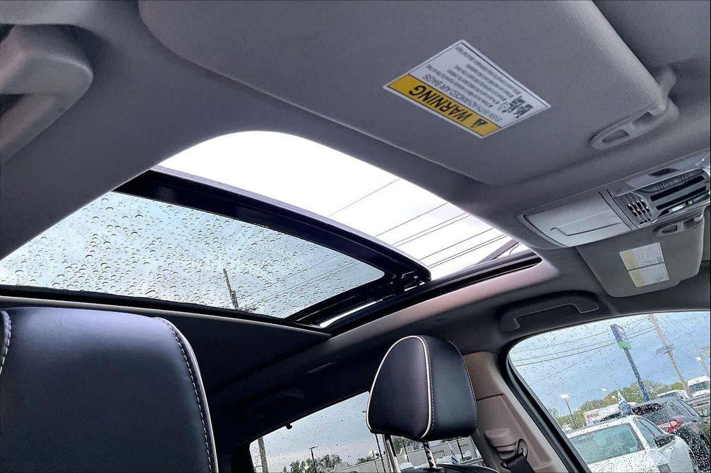 used 2024 Acura MDX car, priced at $50,586