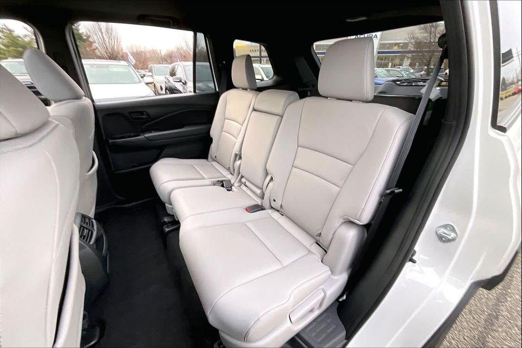 used 2023 Honda Passport car, priced at $31,787