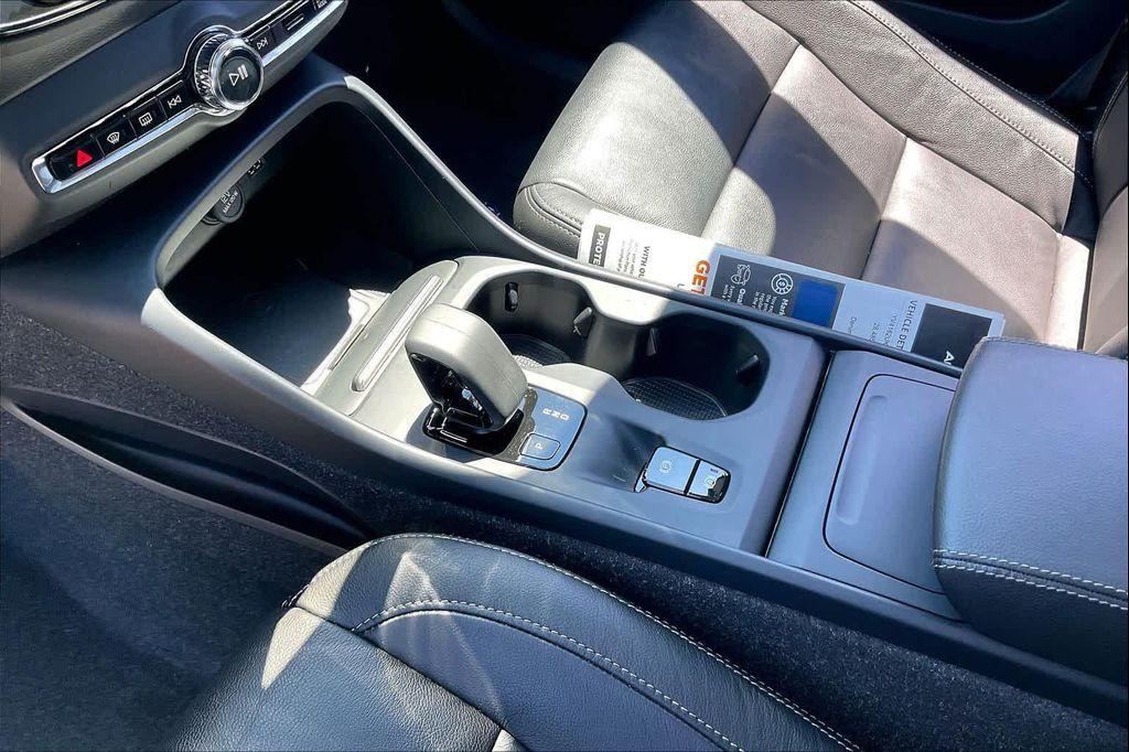 used 2022 Volvo XC40 car, priced at $27,386