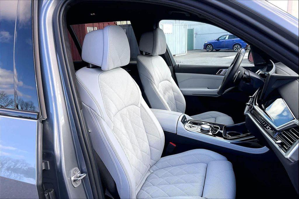 used 2025 BMW X7 car, priced at $70,487