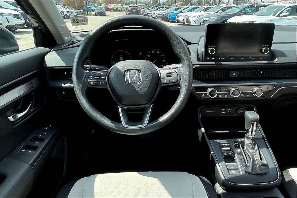 used 2023 Honda CR-V car, priced at $27,587