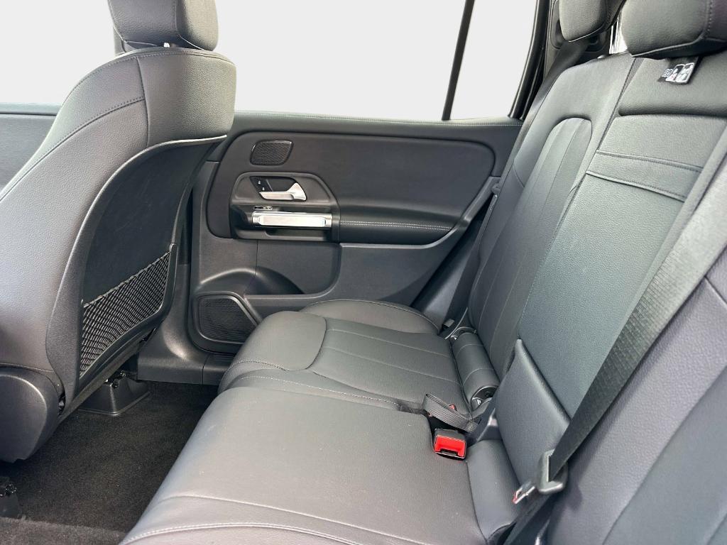 used 2025 Mercedes-Benz GLB 250 car