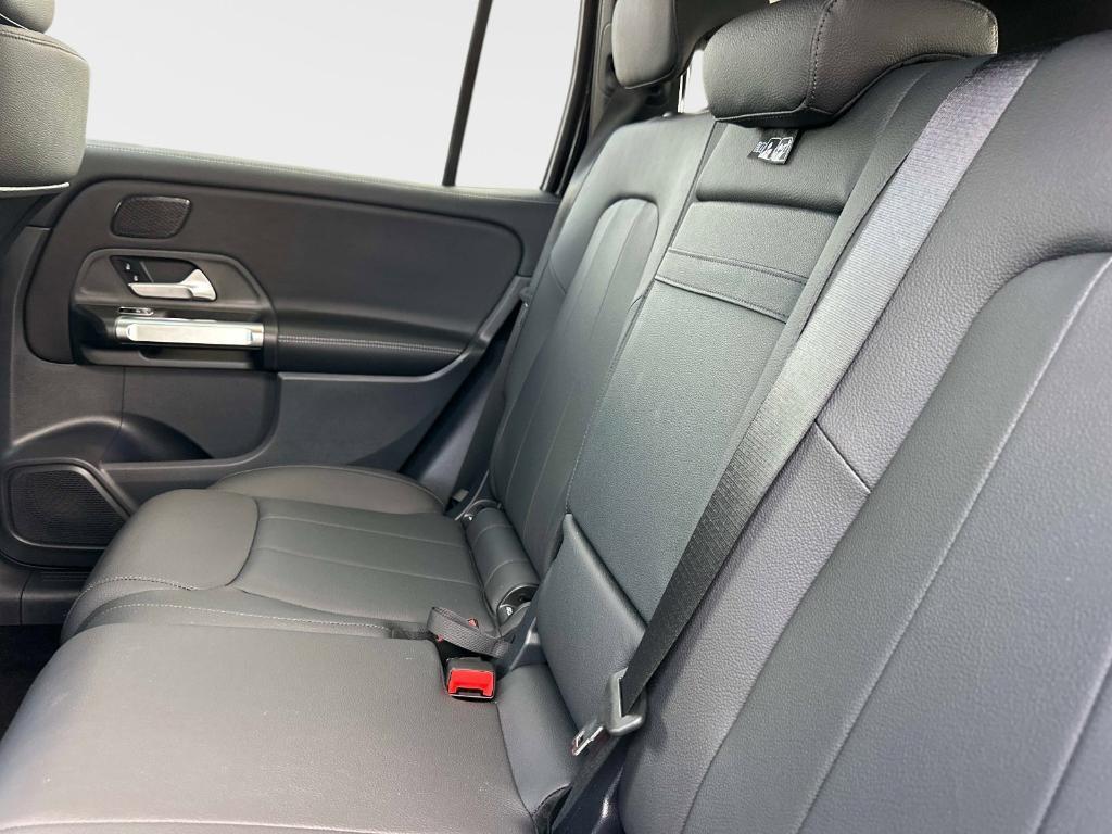 used 2025 Mercedes-Benz GLB 250 car