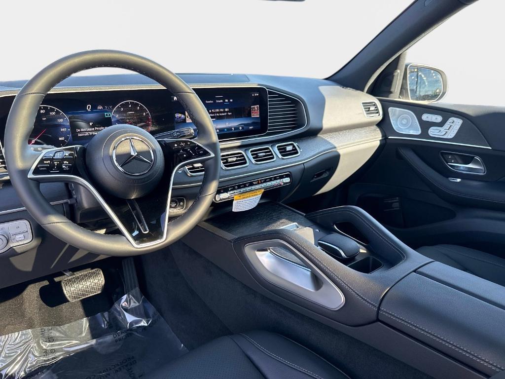 new 2026 Mercedes-Benz GLE 450 car, priced at $81,943