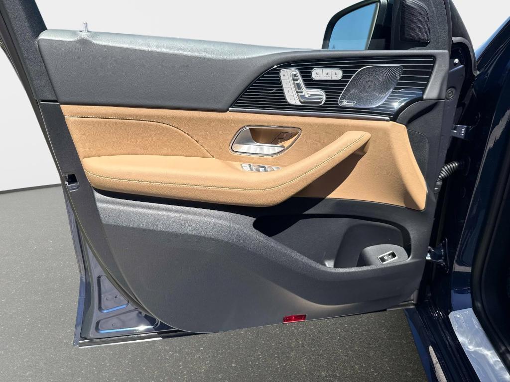 new 2026 Mercedes-Benz GLE 450 car, priced at $84,598
