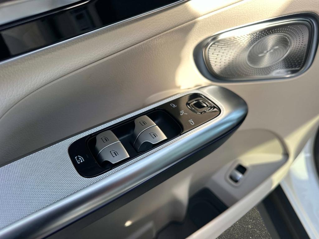 new 2026 Mercedes-Benz GLC 300 car, priced at $55,100