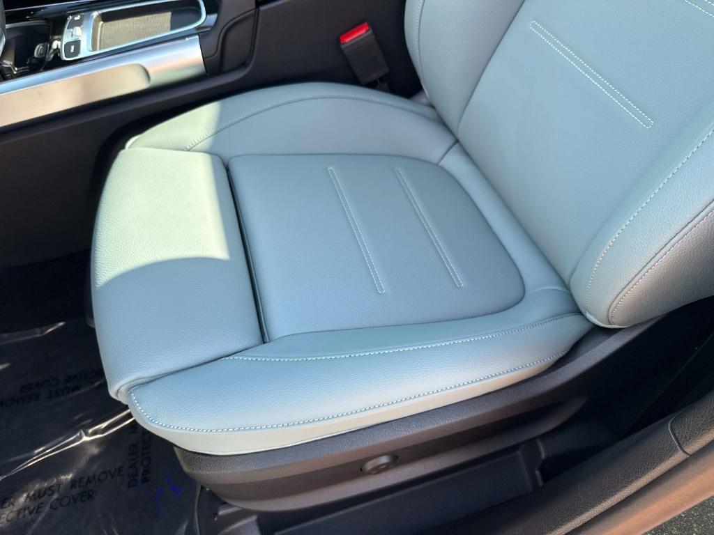 new 2026 Mercedes-Benz GLB 250 car, priced at $49,770