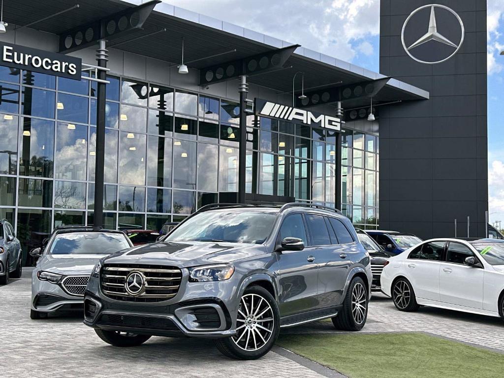 new 2026 Mercedes-Benz GLS 580 car, priced at $120,885