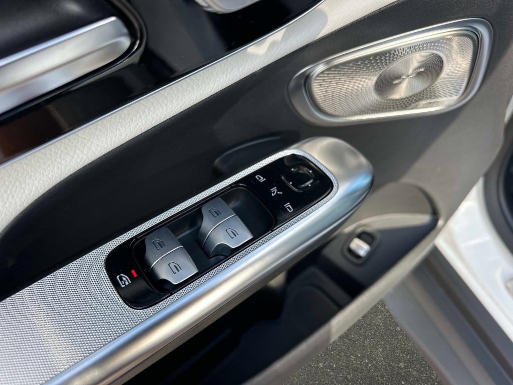 new 2026 Mercedes-Benz GLC 300 car, priced at $60,535