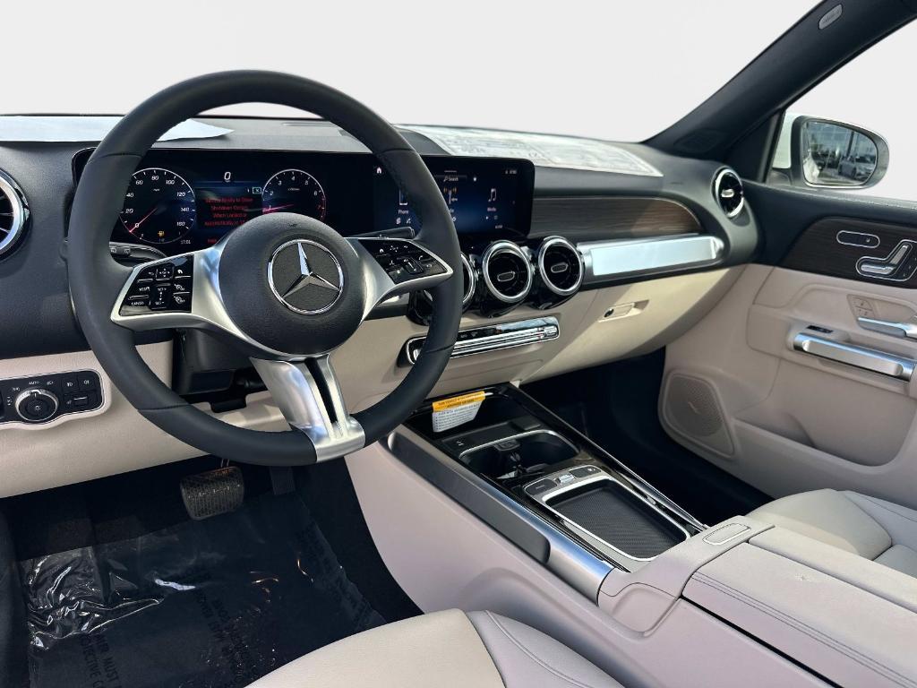 new 2025 Mercedes-Benz GLB 250 car, priced at $49,460
