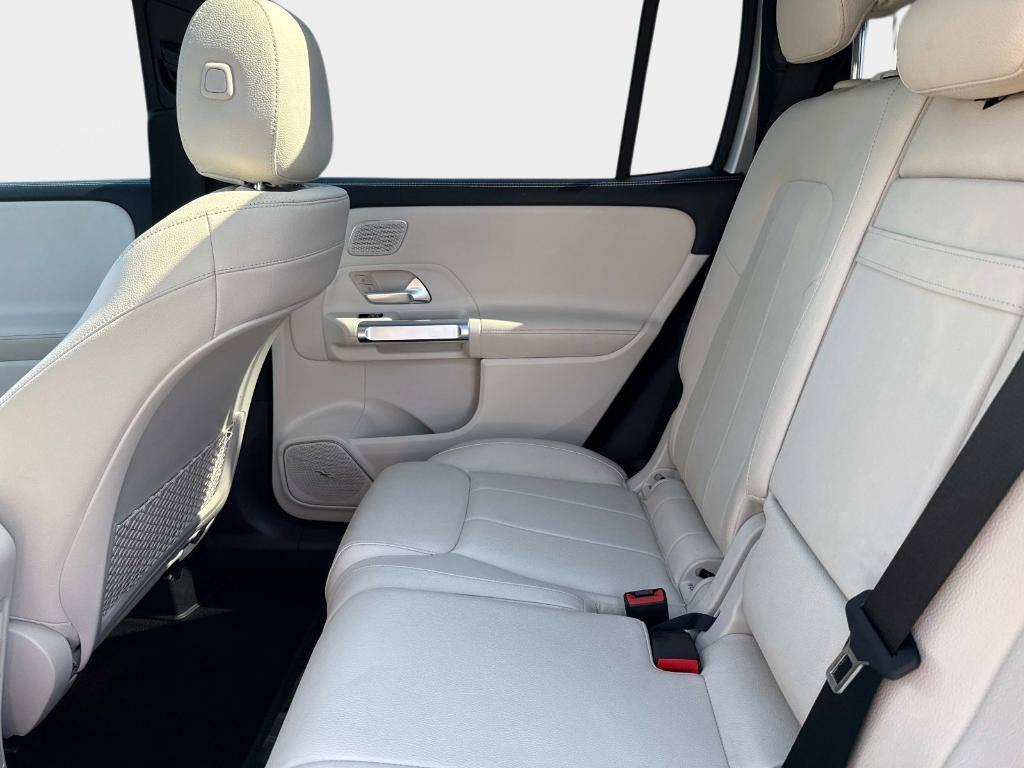 used 2020 Mercedes-Benz GLB 250 car, priced at $22,136