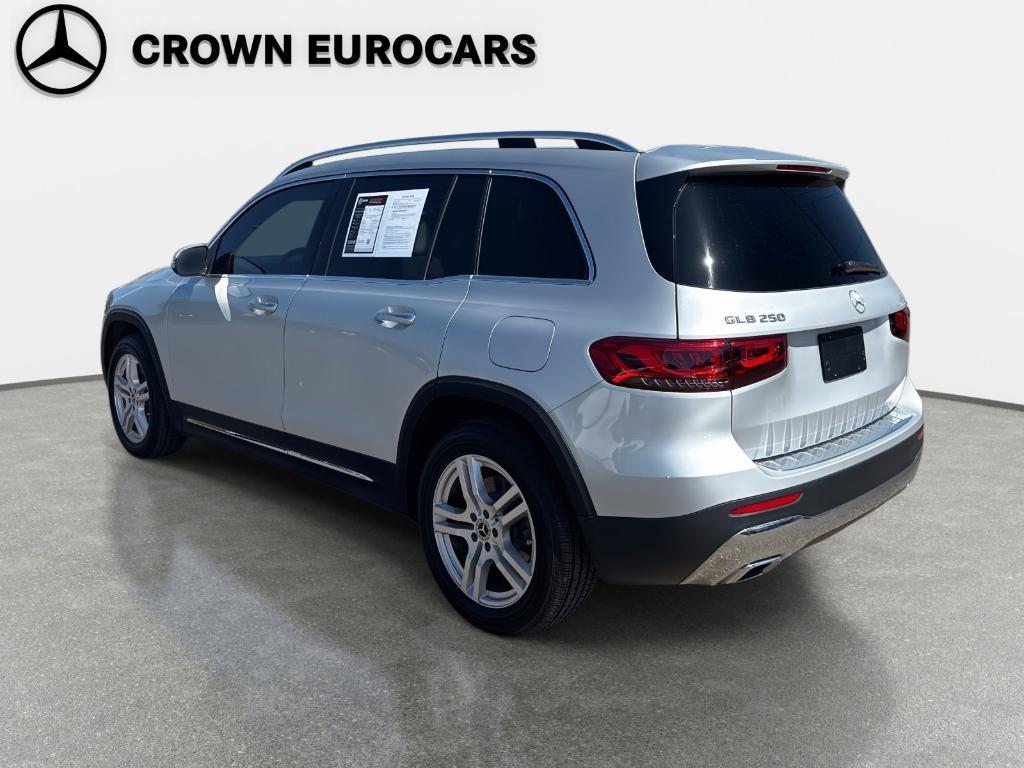 used 2020 Mercedes-Benz GLB 250 car, priced at $22,136