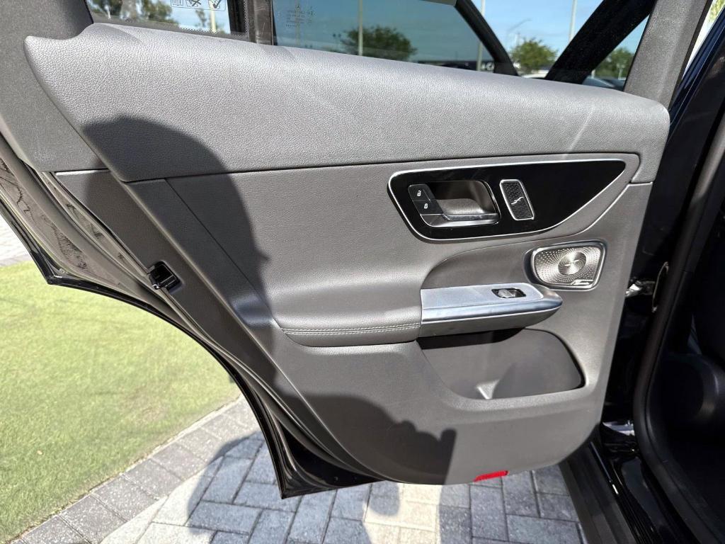 used 2026 Mercedes-Benz GLC 300 car