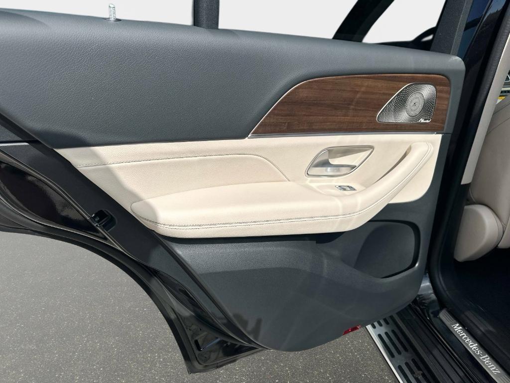 new 2026 Mercedes-Benz GLE 450 car, priced at $81,745