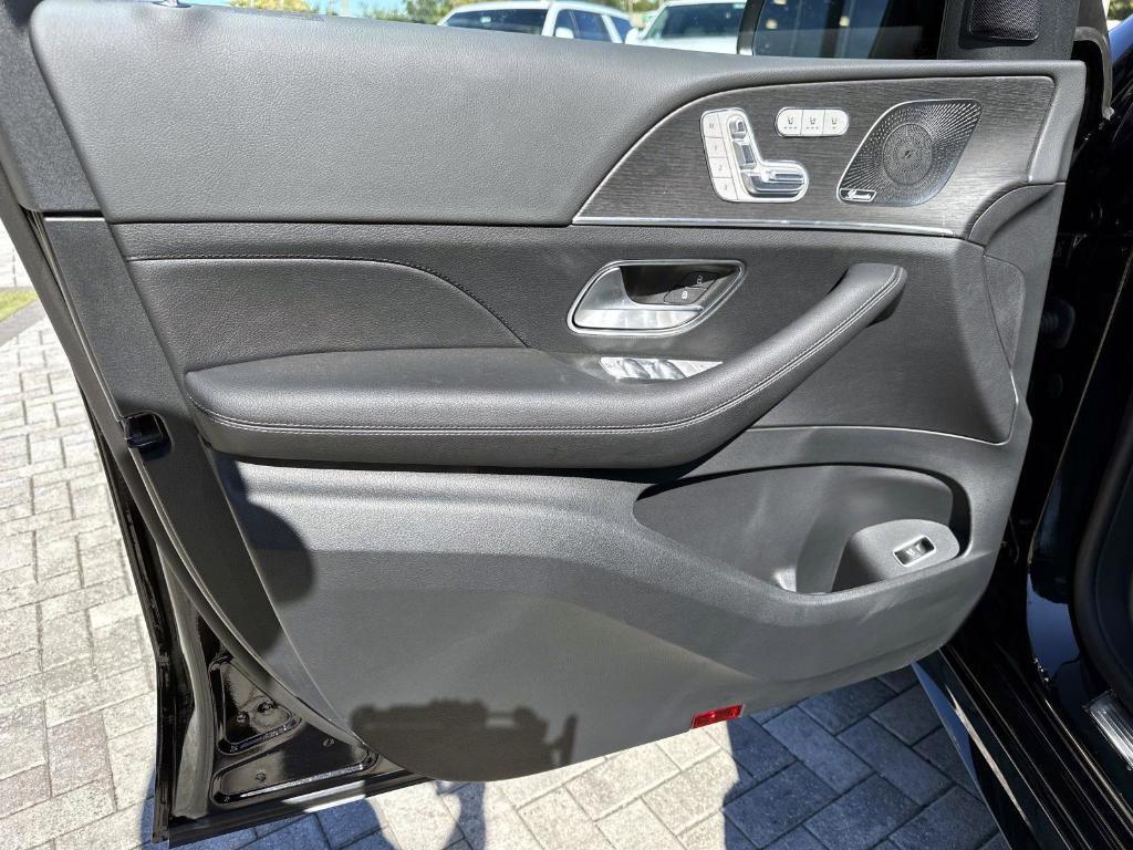 new 2026 Mercedes-Benz GLE 350 car, priced at $73,865