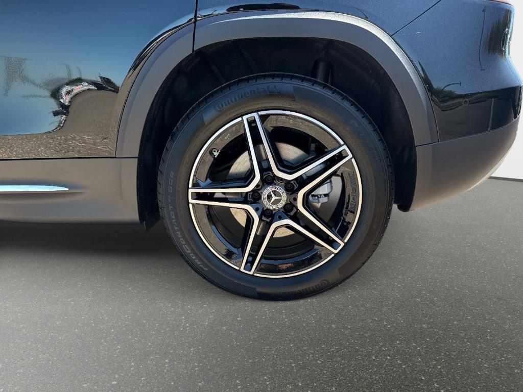 new 2026 Mercedes-Benz GLB 250 car, priced at $53,853