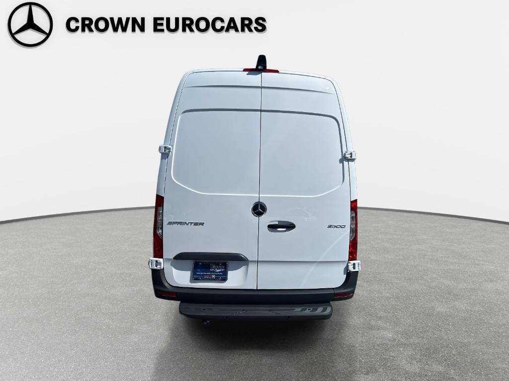 new 2026 Mercedes-Benz Sprinter 2500 car, priced at $70,163