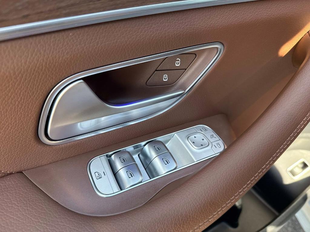 new 2026 Mercedes-Benz GLE 580 car, priced at $104,305