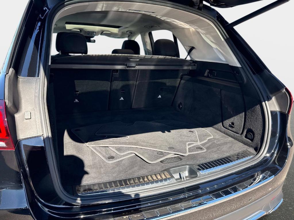 used 2023 Mercedes-Benz GLE 350 car, priced at $44,452