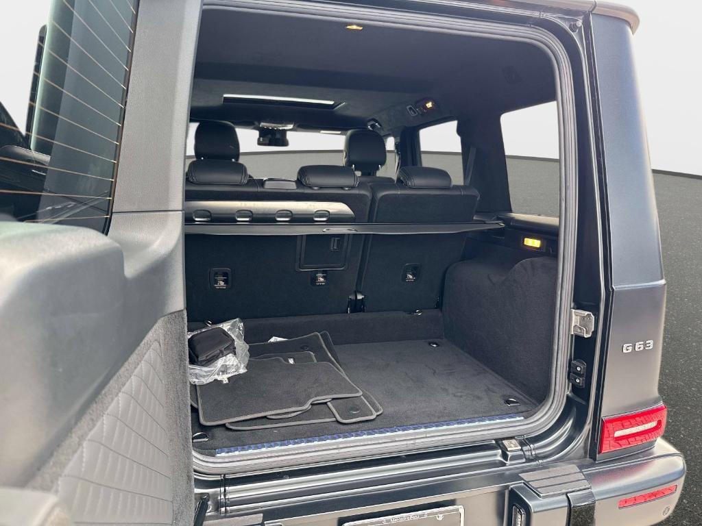 used 2022 Mercedes-Benz AMG G 63 car, priced at $195,547