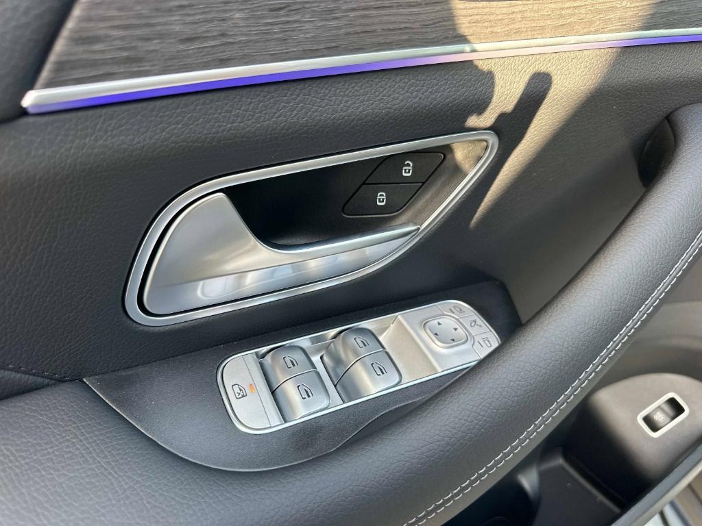 new 2026 Mercedes-Benz GLE 450 car, priced at $90,065