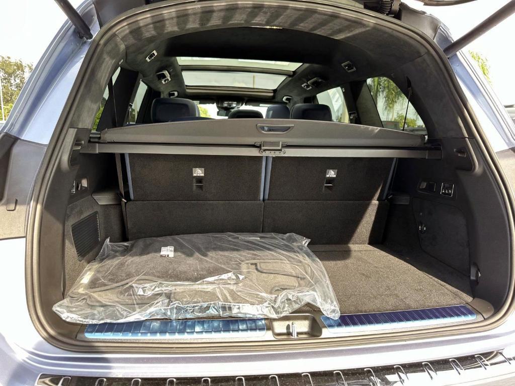 new 2026 Mercedes-Benz GLS 580 car, priced at $144,120