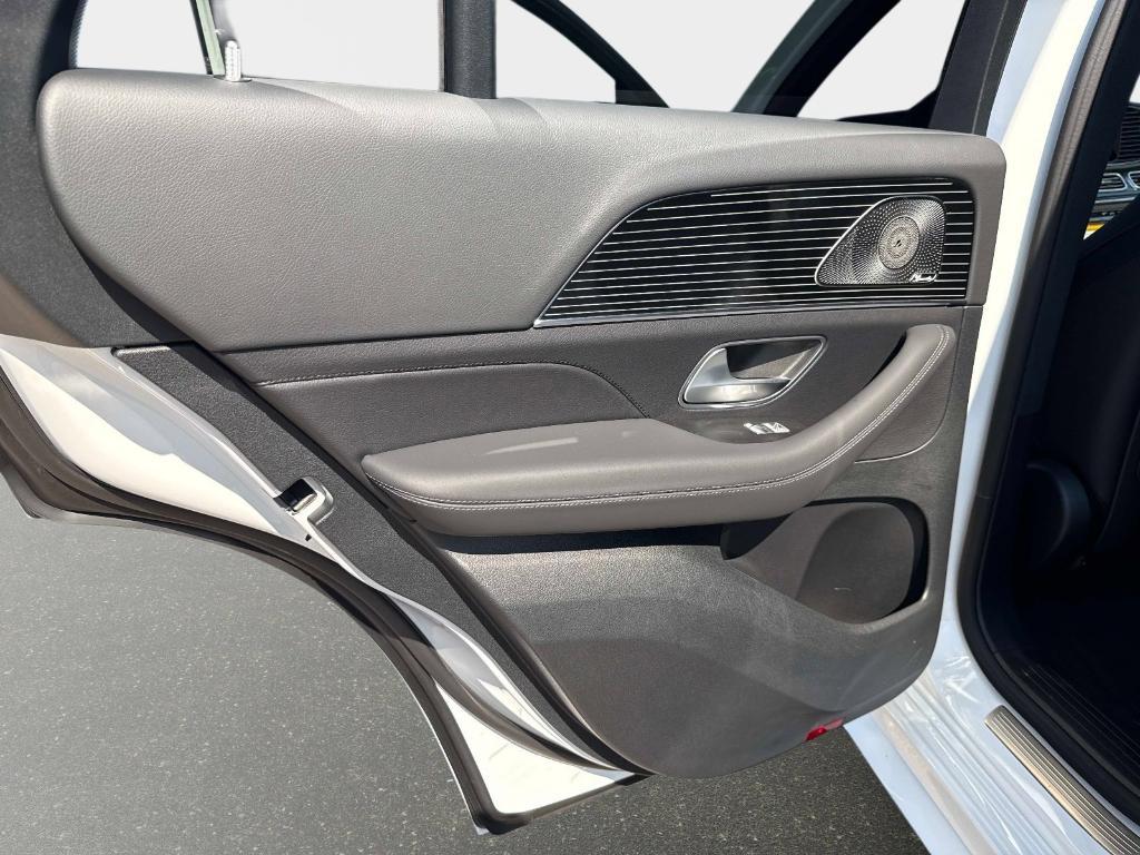 new 2026 Mercedes-Benz GLE 450 car, priced at $84,750