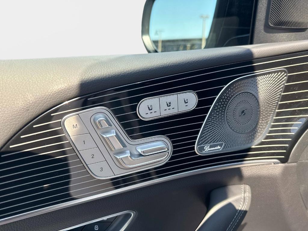 new 2026 Mercedes-Benz GLE 450 car, priced at $84,750